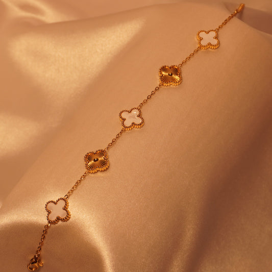 Ivory Clover Bracelet