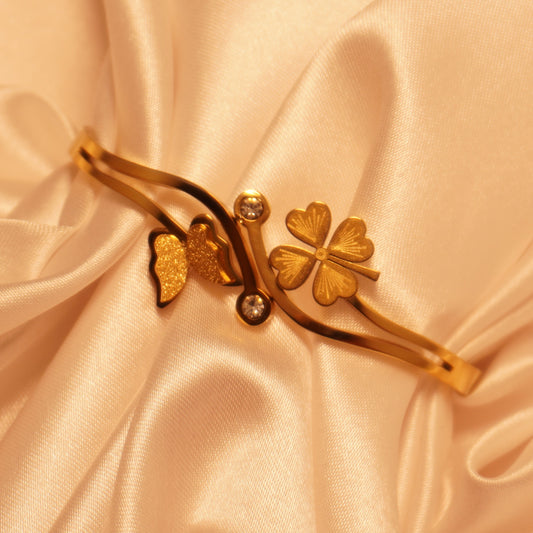 Lucky Hearts Bracelet
